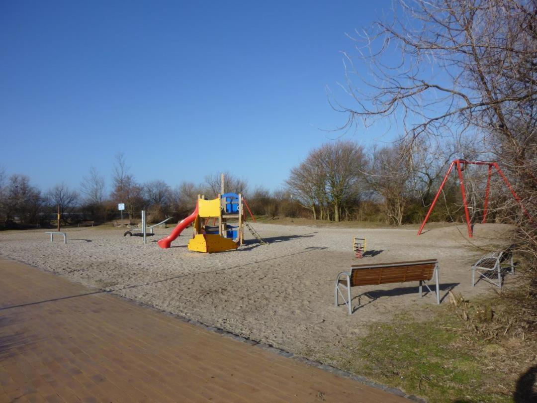 Traumhafter Ostsee-Ausblick, Fewo Direkt Am Strand Фемарн Экстерьер фото
